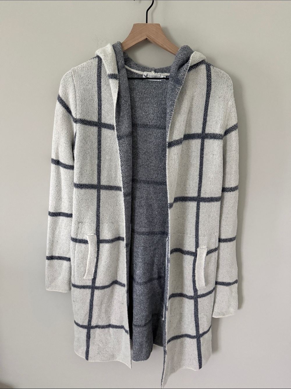Carve Designs Blue & White Knit longline open Cardigan